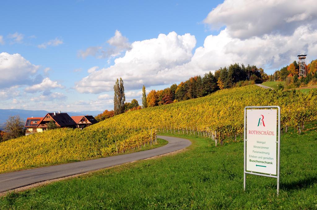 Weingut Winzerzimmer Rothschaedl Leutschach Kültér fotó