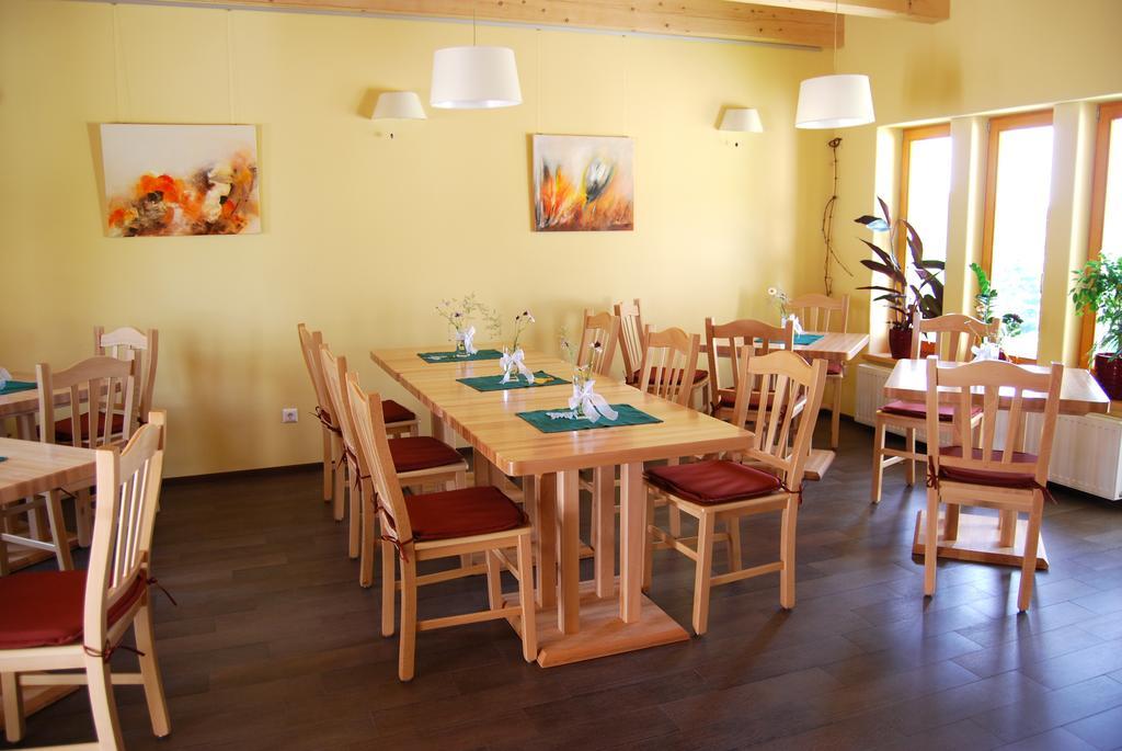 Weingut Winzerzimmer Rothschaedl Leutschach Kültér fotó